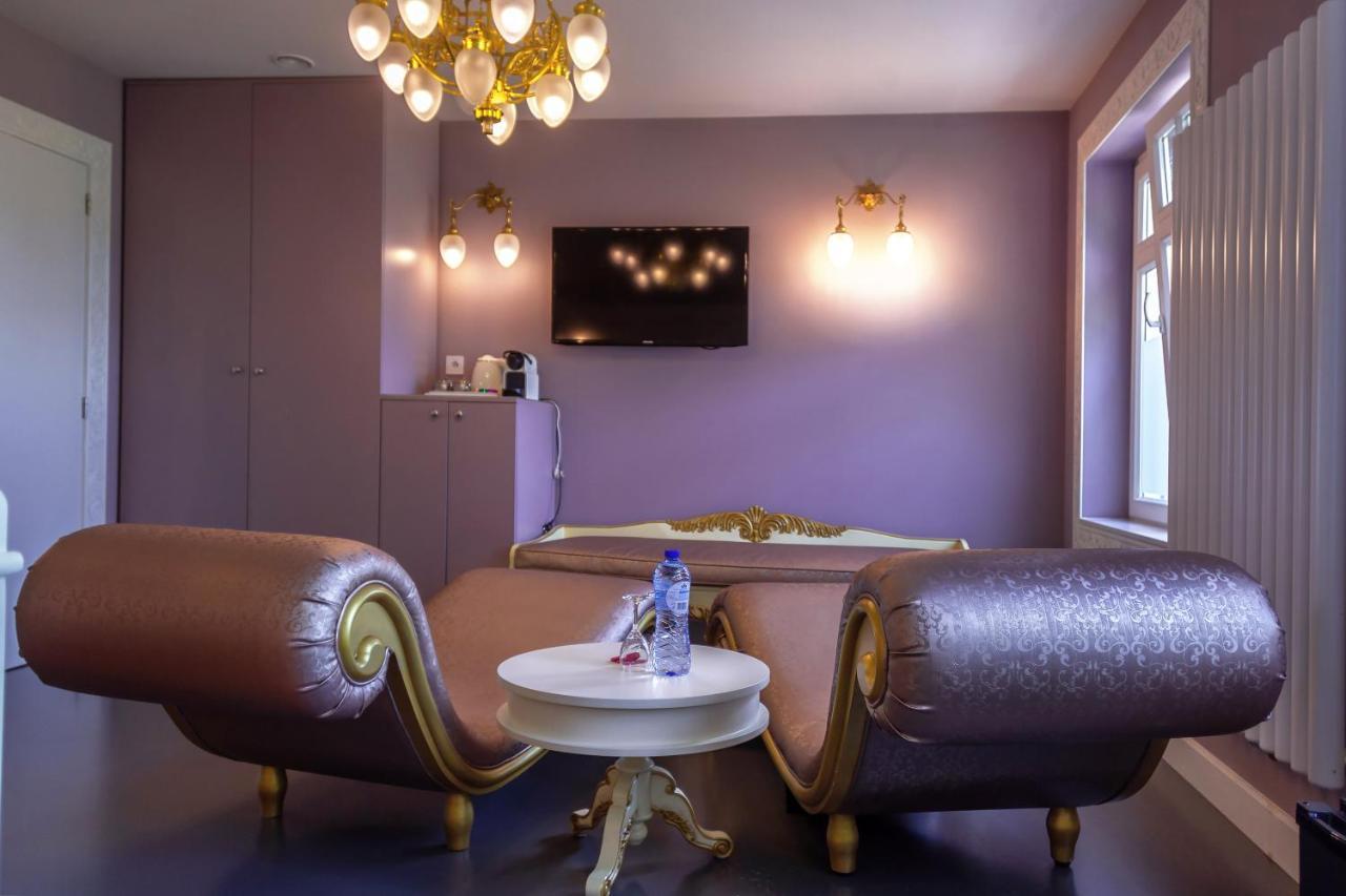 B&B Saint-Georges -Located In The City Centre Of Bruges- Dış mekan fotoğraf A suite at the hotel
